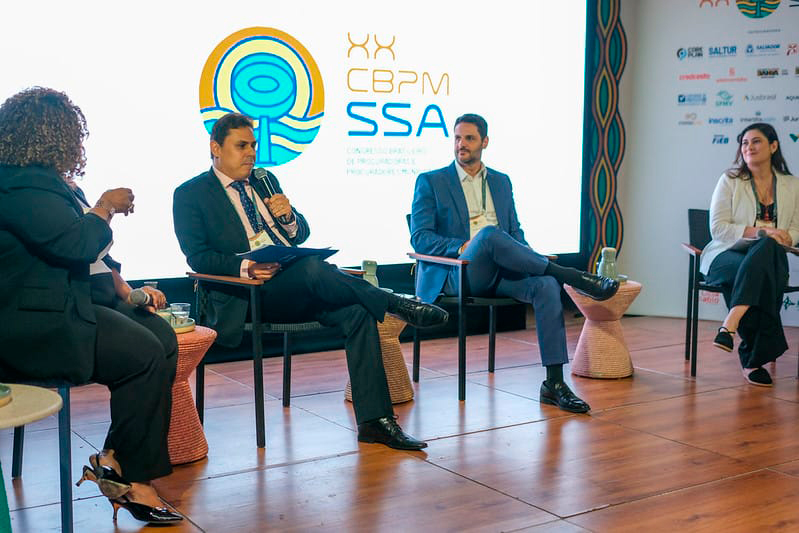 Debate e discussões