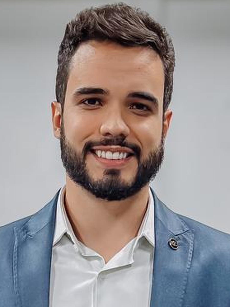 Victor Carvalho Louzada